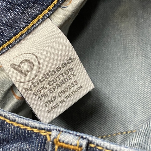 Bullhead Super Skinny Jeans - Picture 6 of 6